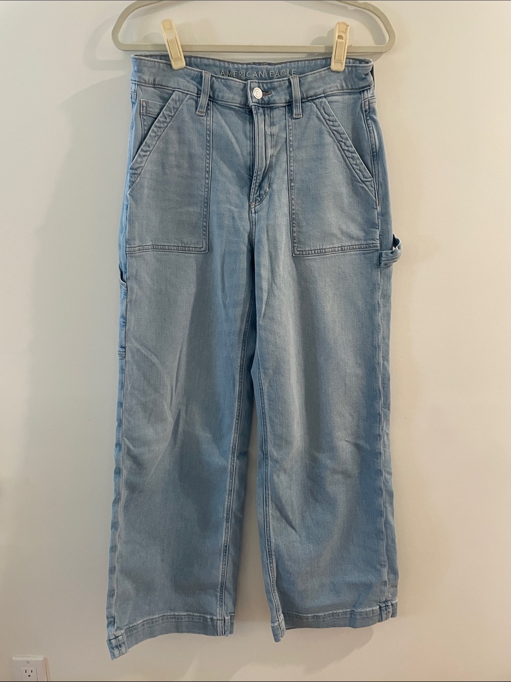 American Eagle Light Blue Denim Jeans